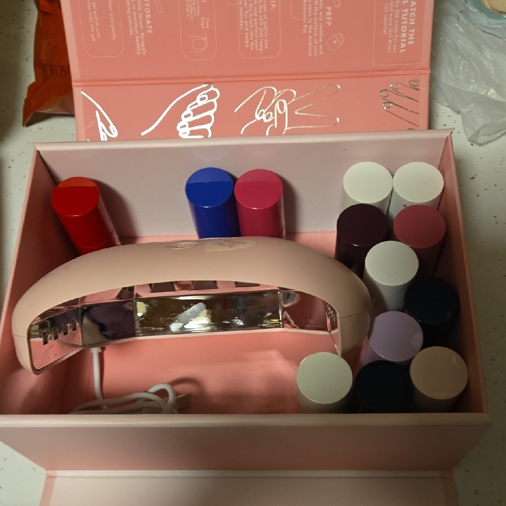 Nail Polish Set with LED Lamp